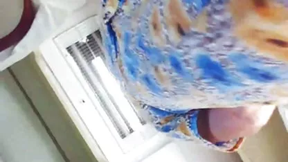 Kleine Brüste handjob gute hd pornos Melodie