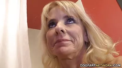 Sara jay asiatische sexfilme Arsch
